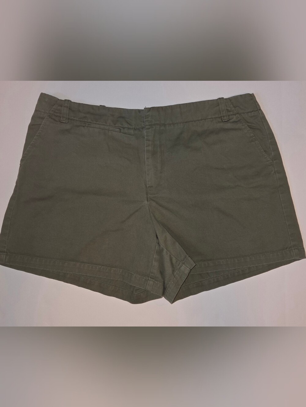 J.Crew Olive Green Chino Shorts Womens Size 12 Minimalist Preppy Casual